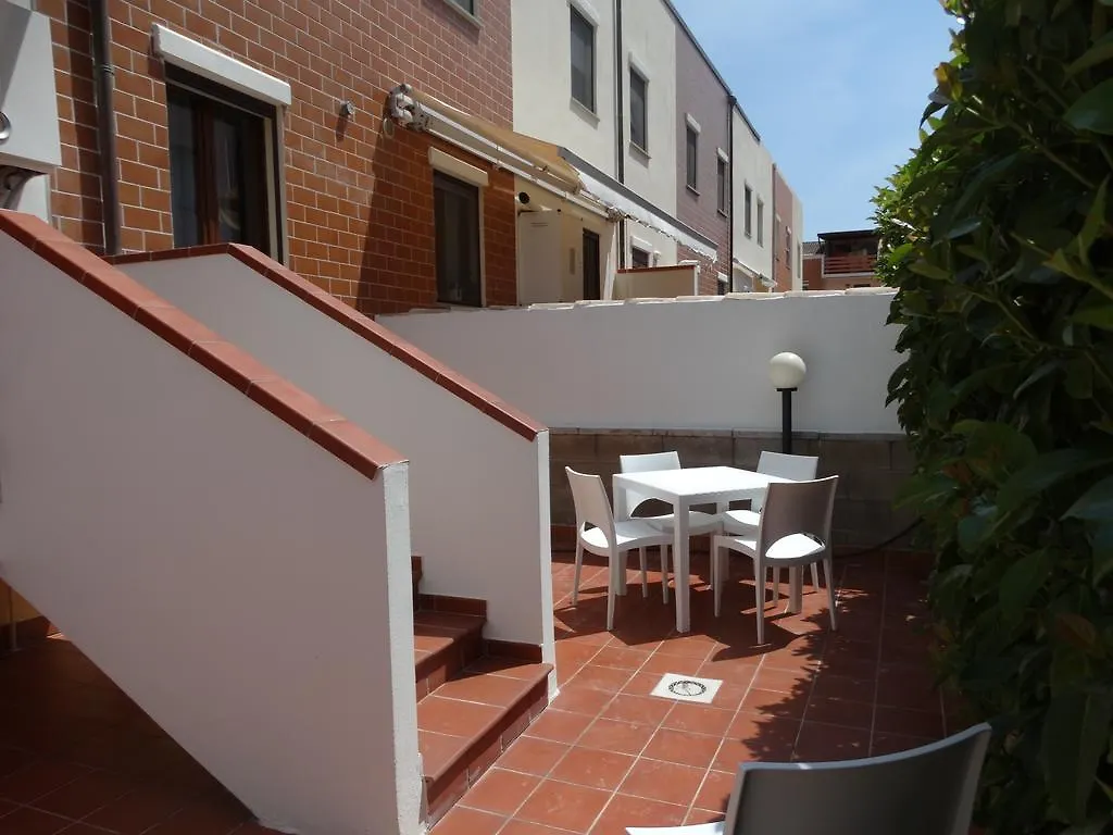 Silenzi Holiday Home Fertilia